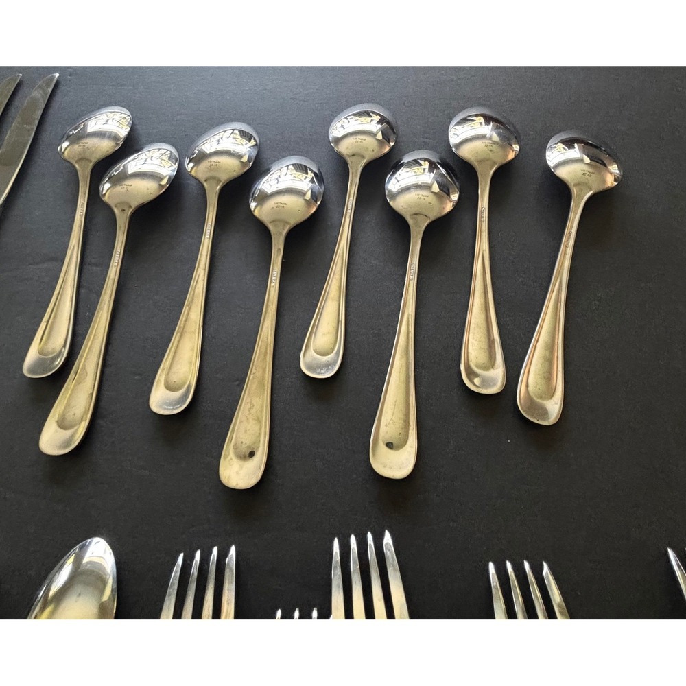 Oneida Stainless Flatware SATIN SAND DUNE 40 Pc Service for 8 Excellent - Picture 13 of 16